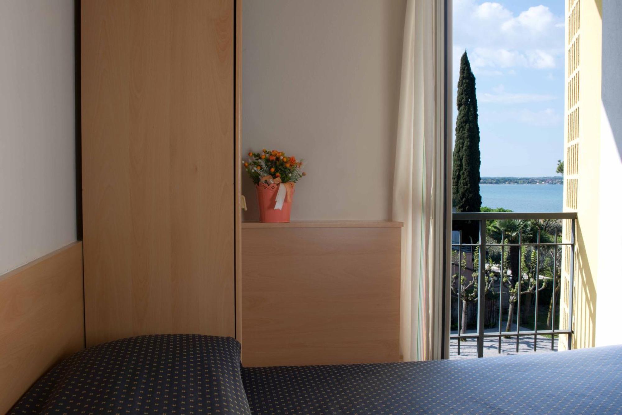 Hotel Miramar Sirmione Camera foto