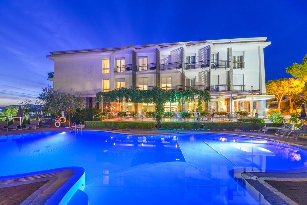 Hotel Miramar Sirmione Esterno foto