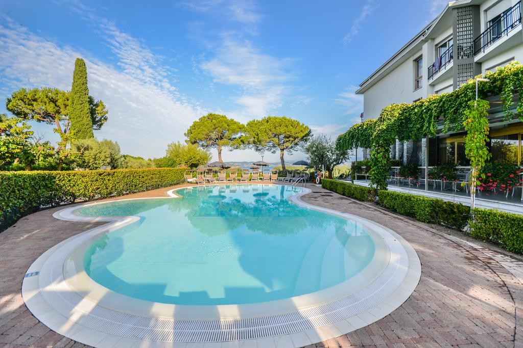 Hotel Miramar Sirmione Esterno foto