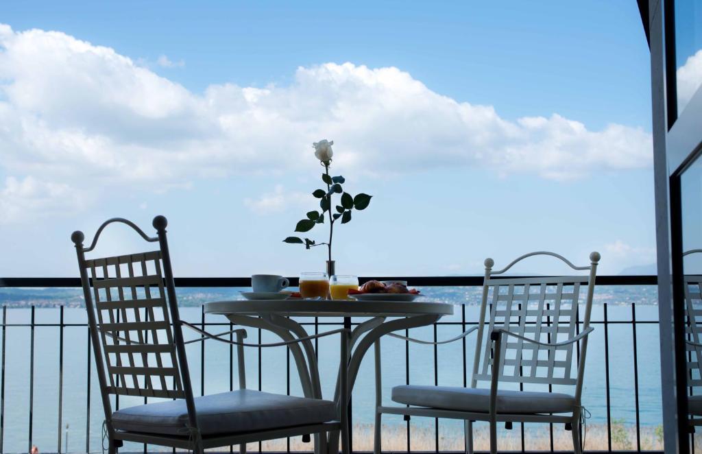 Hotel Miramar Sirmione Camera foto