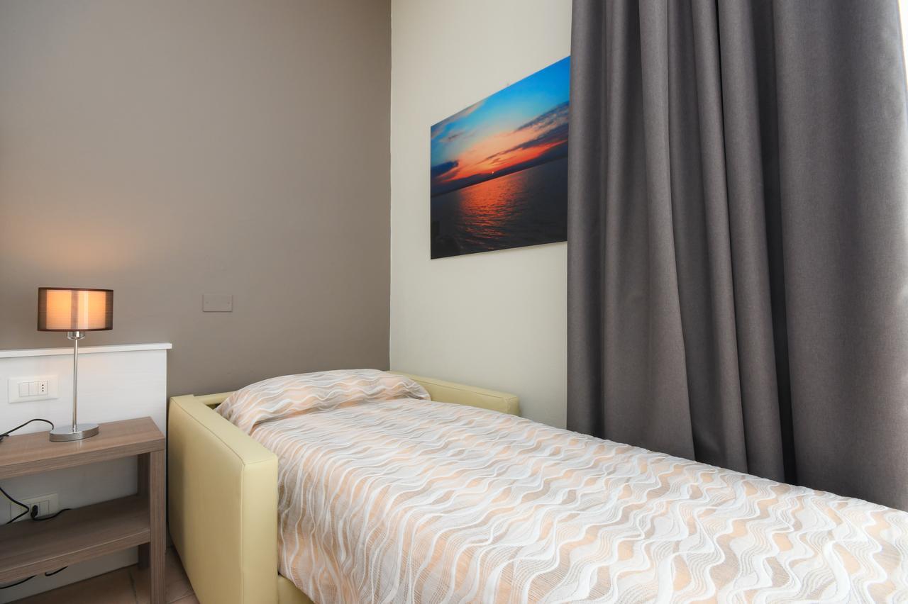 Hotel Miramar Sirmione Esterno foto
