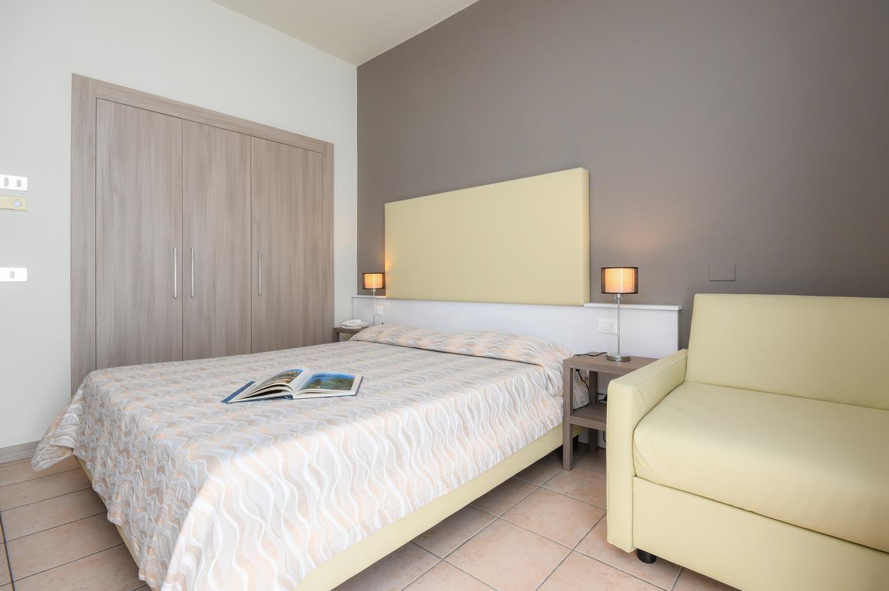 Hotel Miramar Sirmione Esterno foto
