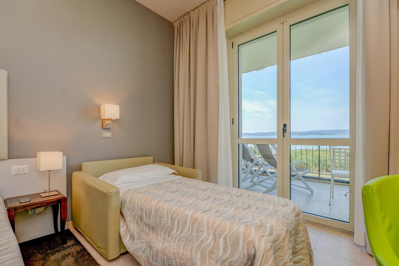 Hotel Miramar Sirmione Esterno foto