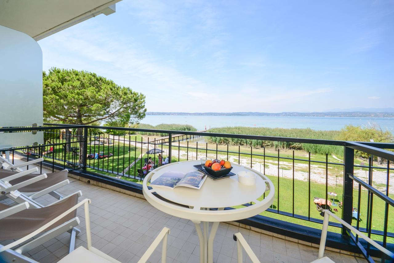 Hotel Miramar Sirmione Esterno foto